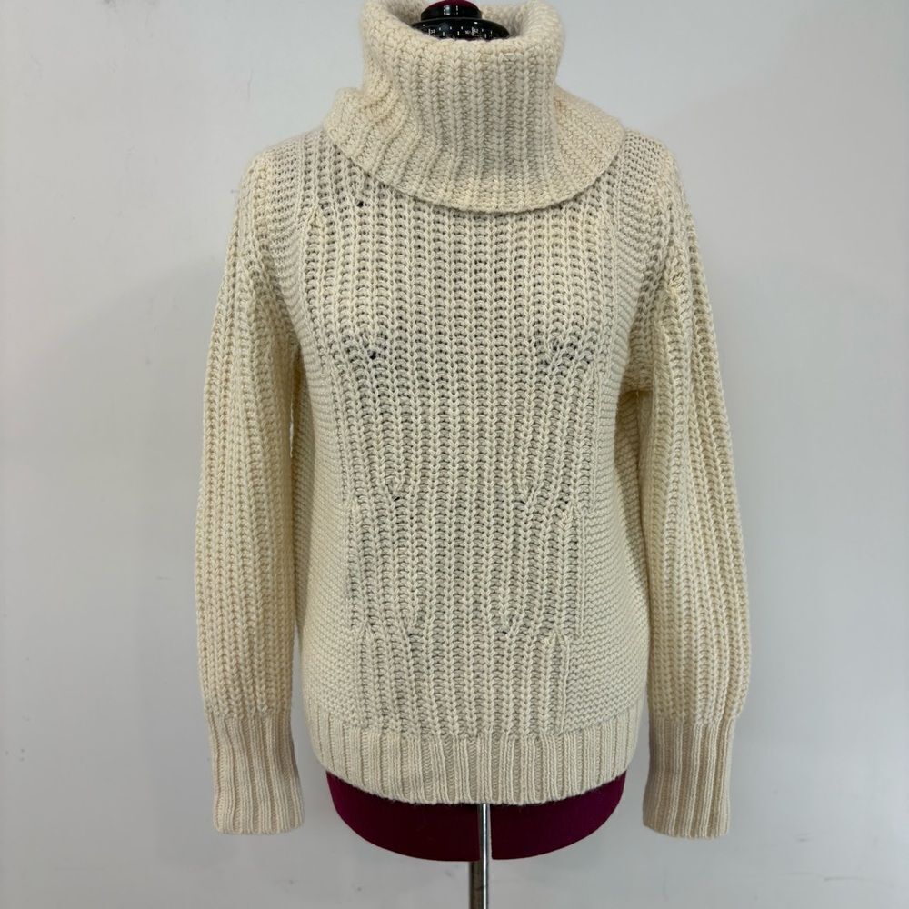 Banana Republic Chunky Knit Turtleneck Sweater Cream M Alpaca Wool